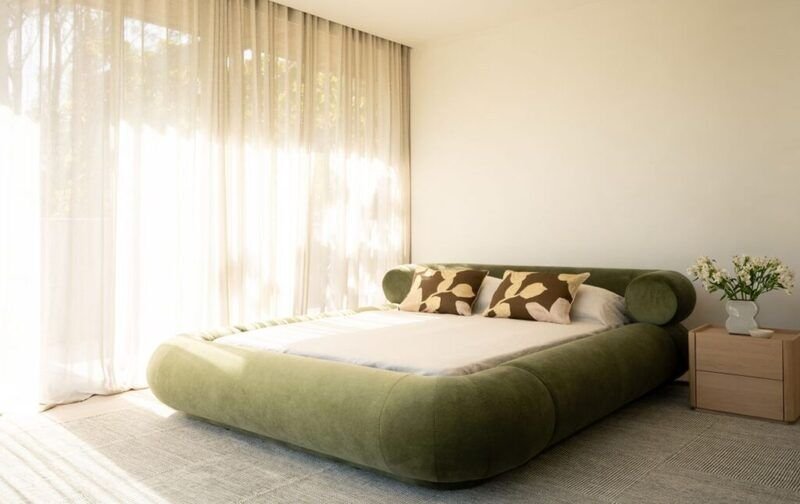 Lit Joybird – Image 4